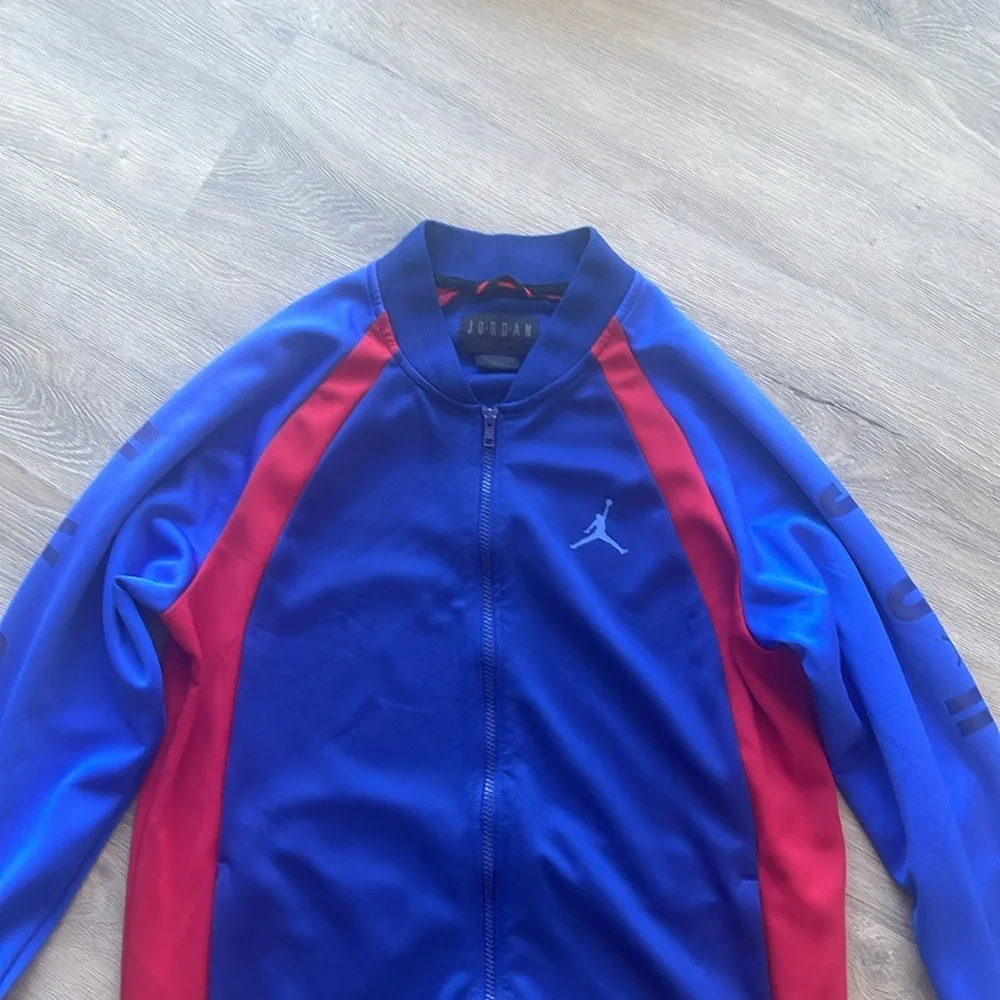 Jordan men’s blue full zip sweatshirt size large